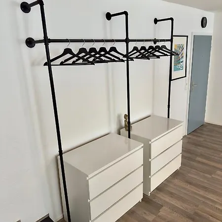 Apartment Kaarst-apt Fuer 4, Zentral, Gemuetlich, Privater Parkplatz