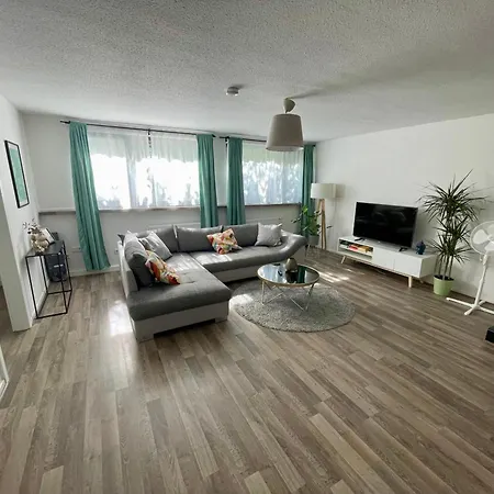 Kaarst-apt Fuer 4, Zentral, Gemuetlich, Privater Parkplatz Kaarst