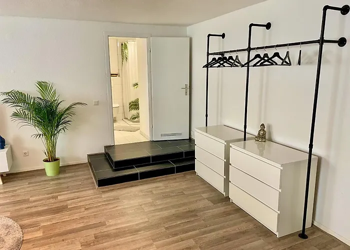 Kaarst-apt Fuer 4, Zentral, Gemuetlich, Privater Parkplatz דירה קארסט