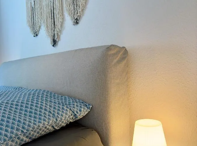 Kaarst-apt Fuer 4, Zentral, Gemuetlich, Privater Parkplatz *