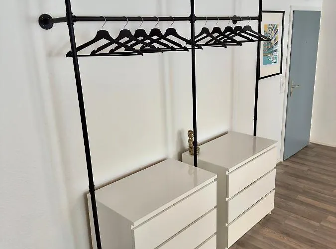 公寓 Kaarst-apt Fuer 4, Zentral, Gemuetlich, Privater Parkplatz