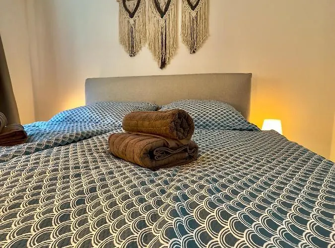 Appartement Kaarst-apt Fuer 4, Zentral, Gemuetlich, Privater Parkplatz *