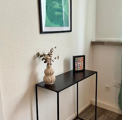 Kaarst-apt Fuer 4, Zentral, Gemuetlich, Privater Parkplatz