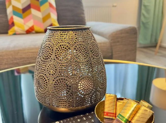 Kaarst-apt Fuer 4, Zentral, Gemuetlich, Privater Parkplatz דירה